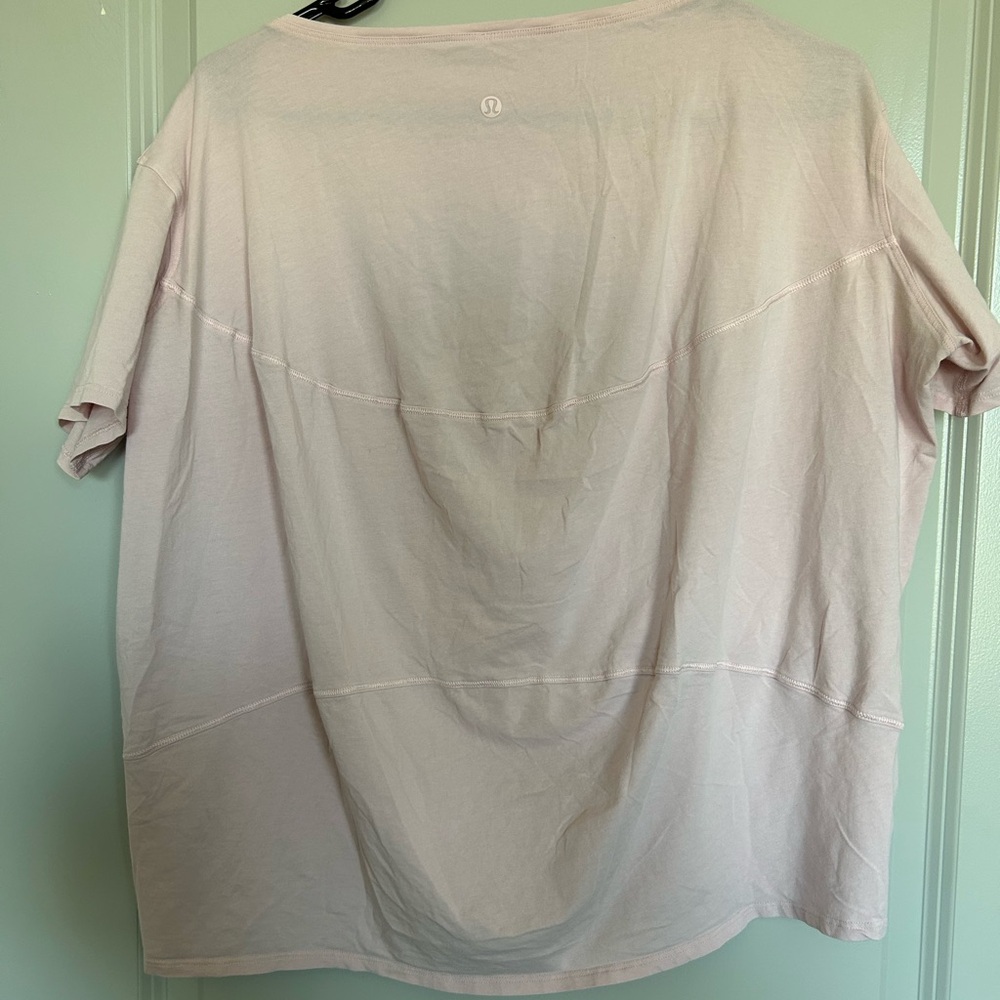 Lululemon Back in Action tee dusty rose - Picture 9 of 9